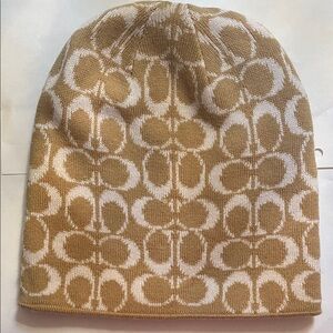 Coach reversible Tan and White Patterned Beanie